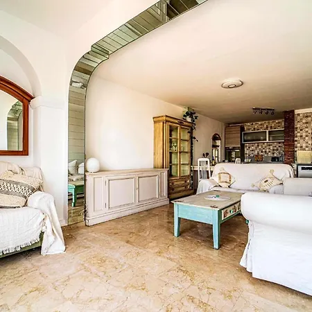 Tatil Evi 3 Bedroom Gorgeous In Estepona