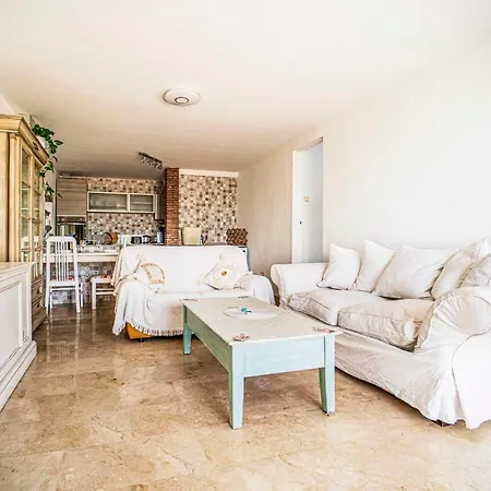 3 Bedroom Gorgeous In Tatil Evi Estepona